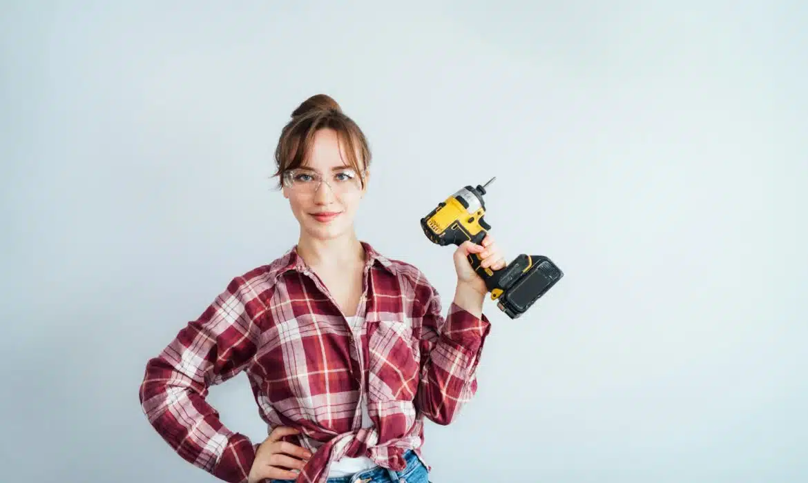 La perceuse-visseuse Dewalt : l’outil incontournable pour vos projets